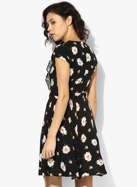 Dorothy-Perkins-Daisy-Fit-And-Flare-Dress