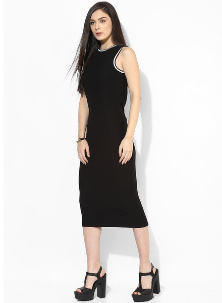 Only-Black-Colored-Solid-Shift-Dress